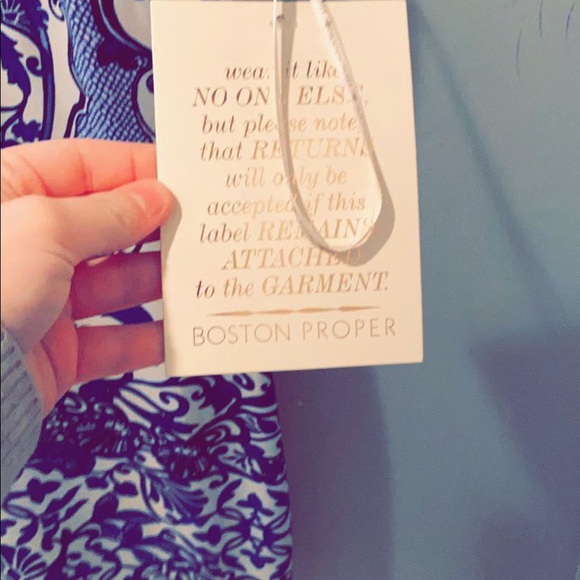 Beautiful, date night dress or night on the town. - Picture 3 of 4